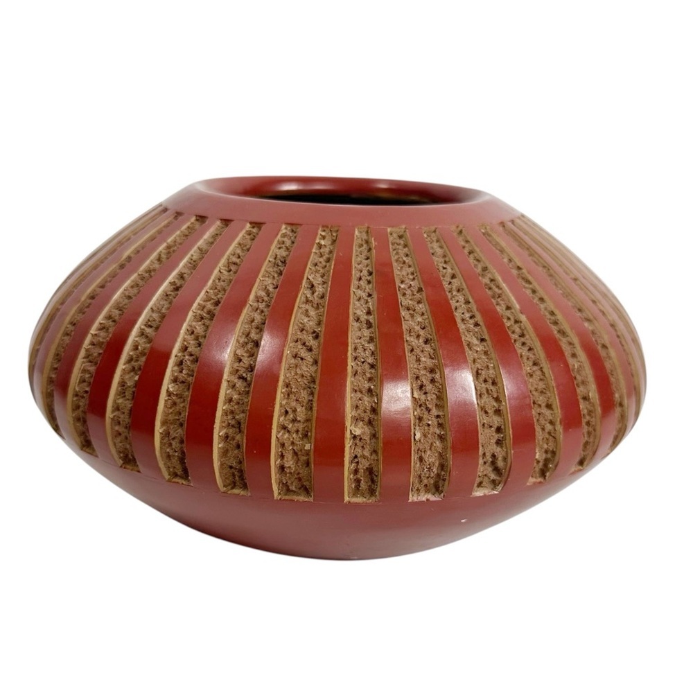 PEDRO GUERRERO Signed Decorative Art Pottery Swirl Jar